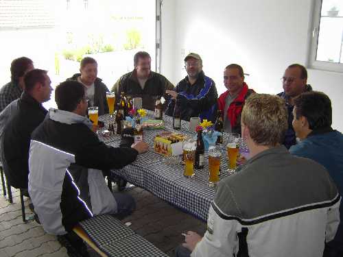 02 bei juergen in der garage.jpg